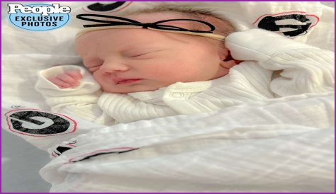 7 Little Johnstons: Liz And Brice Welcome A Little Person Baby